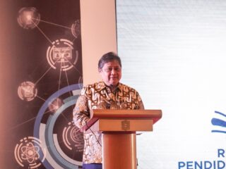 Menko Airlangga Harap Paradigma Pendidikan Diarahkan pada Kebutuhan Pasar Kerja