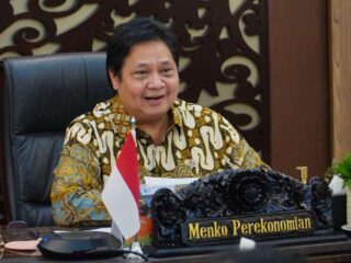 Menko Airlangga Minta Investor Tetap Yakin Berinvestasi Jelang Pemilu