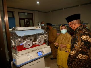 Menko PMK Muhadjir: Kolaborasi Menjadi Kunci Penting Penanganan Stunting dan Kemiskinan Ekstrem