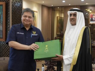 Bertemu Duta Besar Kerajaan Arab Saudi, Menko Airlangga Bahas Kerja Sama Ekonomi, Perdagangan, dan Investasi
