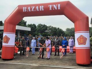 Panglima Perintahkan Jajaran TNI Gelar Bazar Murah