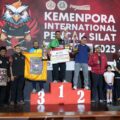 Menteri Pemuda dan Olahraga Republik Indonesia (Menpora RI) Dito Ariotedjo, menyampaikan apresiasinya untuk Kejuaraan Pencak Silat bertajuk 'Kemenpora International Pencak Silat Championship 2025'. Hal itu Menpora Dito sampaikan usai memberikan medali pada penutupan kejuaraan di Padepokan Pencak Silat TMII, Jakarta, Minggu (13/7) petang. (foto:Herry/kemenpora.go id)