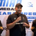 Lampung: Menteri Pemuda dan Olahraga (Menpora) RI Dito Ariotedjo menyambut baik kembalinya Bhayangkara FC ke kasta tertinggi sepak bola tertinggi Liga Indonesia, Super League. Apalagi di musim 2025-2026 ini, Bhayangkara FC memilih Lampung sebagai homebase dan berganti nama menjadi Bhayangkara Presisi Lampung FC. (foto:Gilang/kemenpora.go.id)