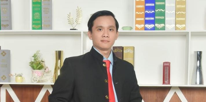 Dr. Aturkian Laia, S.H., M.H., CFHA., CHA., CEFL., CMED selaku Kuasa hukum PT HWA.
