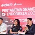 Penyelenggaraan event balap motor MotoGP seri ke-18 Pertamina Grand Prix of Indonesia 2025 tinggal sehari lagi. Persiapan event yang akan digelar pada 3-5 Oktober mendatang ini telah mencapai 100%, termasuk persiapan petugas yang bekerja sebagai marshal di Mandalika adalah seluruhnya asli anak bangsa, Nusa Tenggara Barat (NTB).(foto:Andre/kemenpora.go.id)