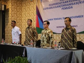 Kementerian Pemuda dan Olahraga Republik Indonesia (Kemenpora RI) menggelar pelatihan sertifikasi kepemudaan di tiga provinsi yakni Jawa Barat, Jawa Tengah dan Daerah Istimewa Yogyakarta. Pelatihan tersebut bertujuan untuk menyiapkan Generasi Emas 2045. (foto:dok/kemenpora.go.id)