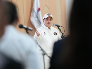 Kementrian Pemuda dan Olahraga Republik Indonesia (Kemenpora RI) memberikan klarifikasi terkait ramainya tanggapan masyarakat atas rencana pemberian bantuan berupa alat olahraga buatan Indonesia untuk para korban banjir yang melanda daerah Aceh, Sumatera Utara, Sumatera Barat dan sekitarnya.(foto:herry/kemenpora.go.id)