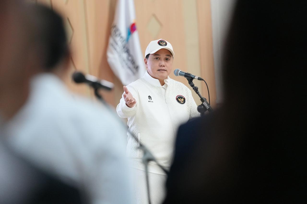 Kementrian Pemuda dan Olahraga Republik Indonesia (Kemenpora RI) memberikan klarifikasi terkait ramainya tanggapan masyarakat atas rencana pemberian bantuan berupa alat olahraga buatan Indonesia untuk para korban banjir yang melanda daerah Aceh, Sumatera Utara, Sumatera Barat dan sekitarnya.(foto:herry/kemenpora.go.id)