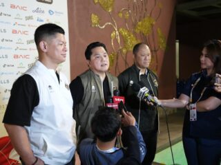 Menteri Pemuda dan Olahraga Republik Indonesia (Menpora RI) Erick Thohir mengapresi kekompakan semua stakeholder olahraga yang terlibat langsung memberikan semangat kepada para atlet yang berjuang demi mengharumkan nama Indonesia di ajang SEA Games 2025 Thailand. (foto:Herry/kemenpora.go.id)