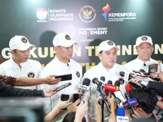 Menteri Pemuda dan Olahraga (Menpora) RI Erick Thohir memberikan apresiasi atas keberhasilan Komite Olahraga Nasional Indonesia (KONI) dan Komite Olimpiade Indonesia (KOI) menyelesaikan dualisme kepengurusan cabang olahraga (cabor) sepak takraw nasional. Keberhasilan ini sesuai dengan instruksi yang diberikan Menpora pada Oktober 2025 silam untuk menuntaskan semua dualisme kepengurusan cabor.(foto:Herry/kemenpora.go.id)