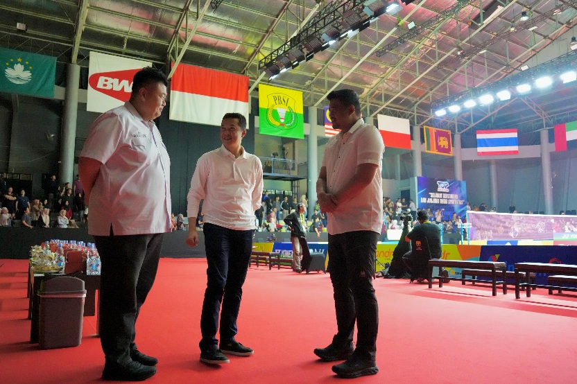 Wakil Menteri Pemuda dan Olahraga Republik Indonesia (Wamenpora RI) Taufik Hidayat berharap pebulu tangkis muda Tanah Air mampu menjaga konsistensi seiring penampilan gemilang di Indonesia Masters 2025. (foto:gilang/kemenpora.go.id)
