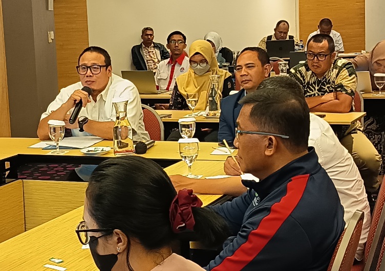 Kemenpora menggelar Rapat Penyusunan Standar Kelayakan Sarana dan Prasarana Olahraga Prestasi di The 101 Hotel Jakarta Sedayu Darmawangsa, Jakarta Selatan, Kamis. (06/11).(foto:Bambang/kemenpora.go.id)