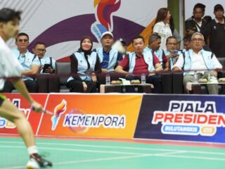 Wakil Menteri Pemuda dan Olahraga Republik Indonesia (Wamenpora RI) Taufik Hidayat berharap ajang Piala Presiden Bulutangkis U-15 jadi ajang regenerasi pembinaan yang berkesinambungan untuk melahirkan atlet muda bulutangkis Indonesia.(foto:Herry/kemenpora.go.id)