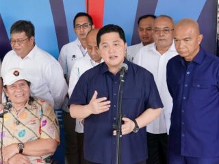 Menteri Pemuda dan Olahraga Republik Indonesia (Menpora RI) Erick Thohir hari Senin (10/11) pagi menerima Ketua National yyyParalympic Commite (NPC) Indonesia, Senny Marbun dan Chef de Mission (CdM) Asean Para Games 2026 Thailand, Reda Manthovani di Ruang Rapat Lantai 10, Kemenpora, Senayan, Jakarta. (foto:Gilang/kemenpora.go.id)