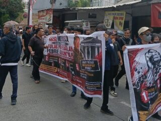 Aksi Publik Iringi Sidang Praperadilan Febrie Adriansyah, Massa Serukan Penegakan Hukum Tanpa Intervensi