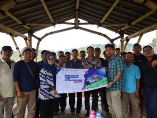 IPB University Perkuat Kelembagaan Kelompok Tani di Mulyaharja Bogor