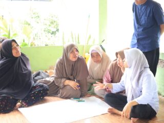 Kolaborasi IPB University dan Kelompok Tani Perkuat Potensi Ekonomi Pertanian di Mulyaharja